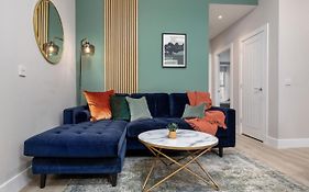 Highland Hideaway Apartment